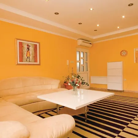 Amazing In Tribalj W/ Outdoor Swimming Pool, Wifi And 3 Bedrooms * Tribalj (Primorsko-Goranska)