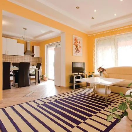 Amazing In Tribalj W/ Outdoor Swimming Pool, Wifi And 3 Bedrooms *