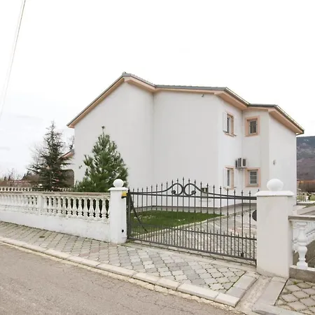 Vikendica Amazing In Tribalj W/ Outdoor Swimming Pool, Wifi And 3 Bedrooms Tribalj (Primorsko-Goranska)