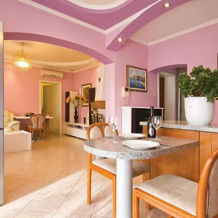 Vikendica Amazing In Tribalj W/ Outdoor Swimming Pool, Wifi And 3 Bedrooms Tribalj (Primorsko-Goranska)