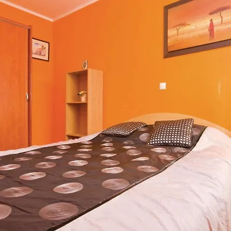 Amazing In Tribalj W/ Outdoor Swimming Pool, Wifi And 3 Bedrooms *